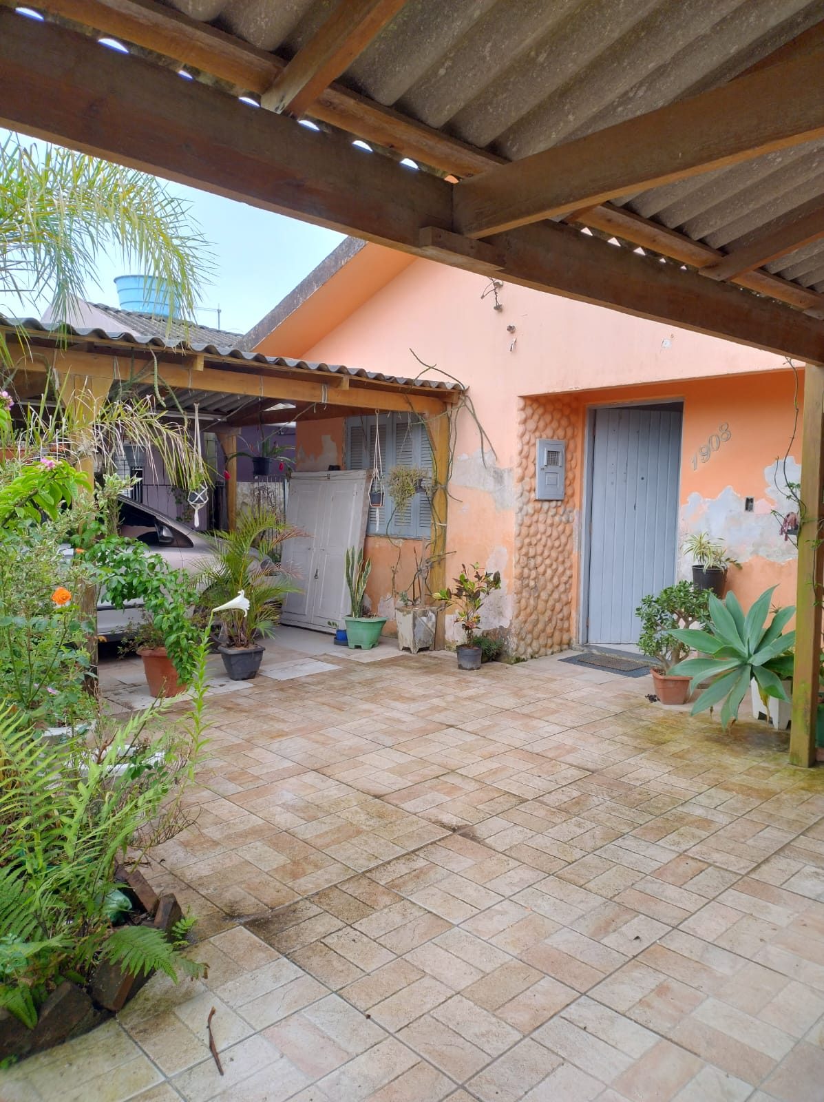 Casa no sítio Floresta para 2 famílias